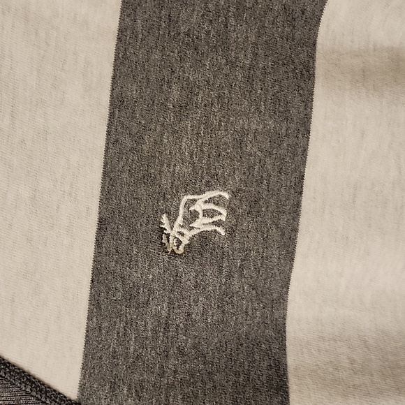 GUC Abercrombie long sleeve tee size XL - Picture 2 of 5